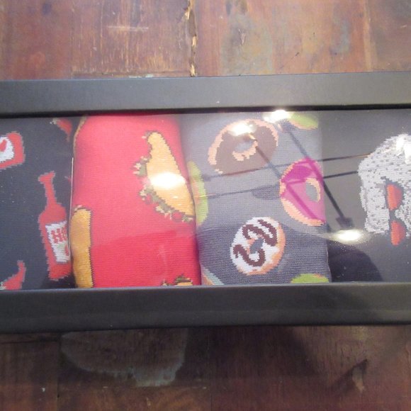 YOU LIKE FOOD?  HAVE FOOD ON YOUR SOCKS. - Picture 2 of 6